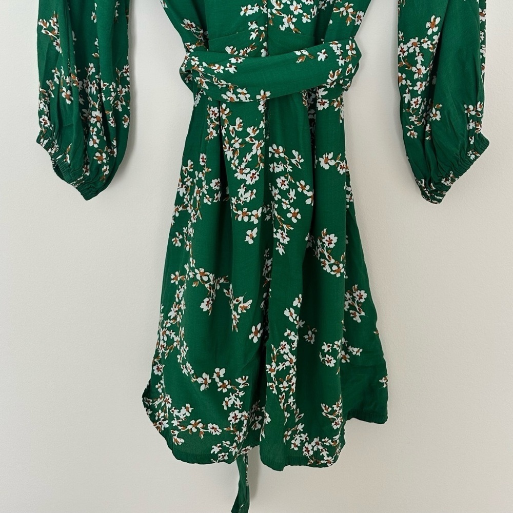 FAITHFULL The Brand Margot Cap Estel Ditsy
Floral Dress sz 4 - Picture 9 of 12